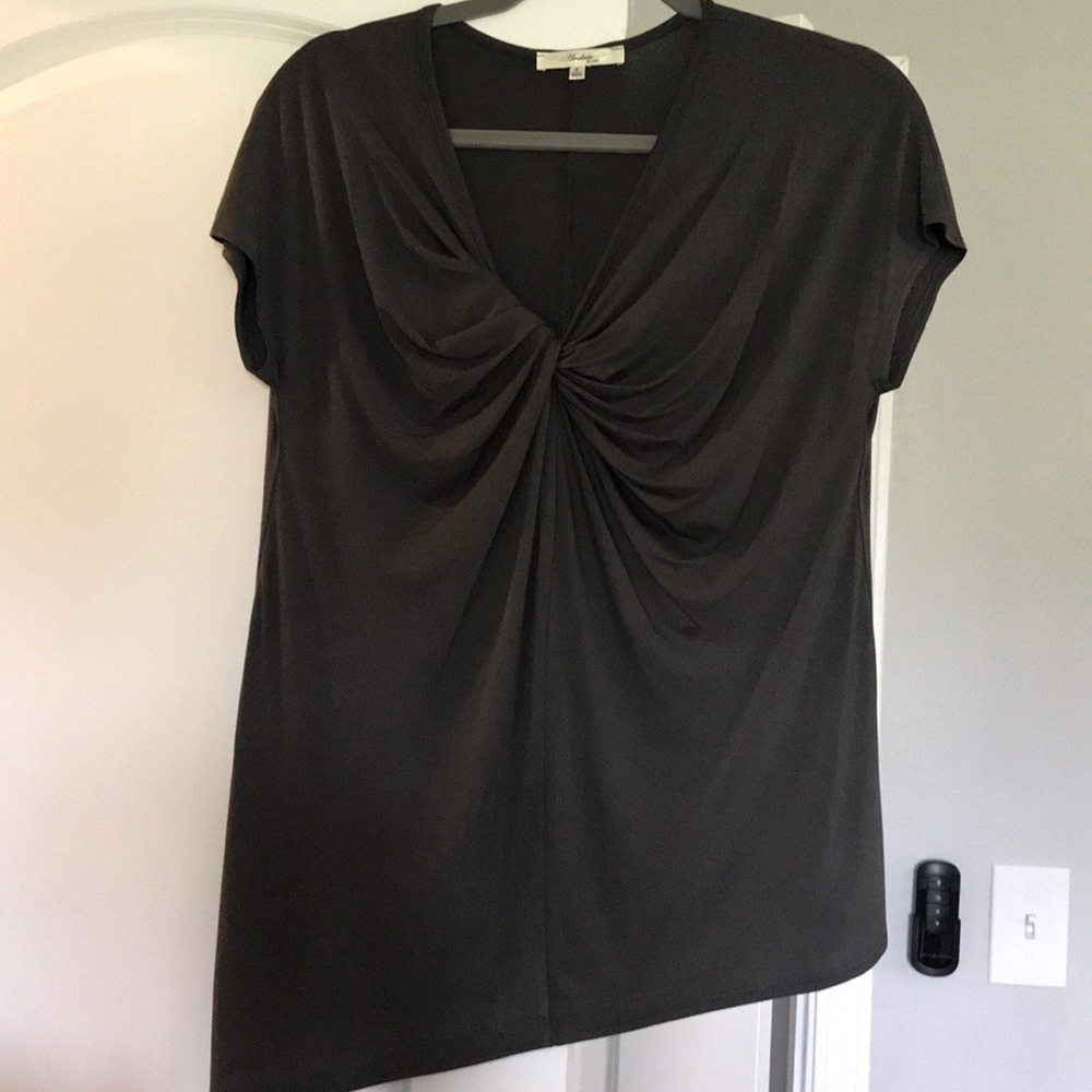 NWOT ANDREE by UNIT TOP